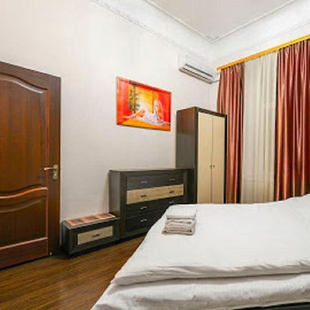 Apartment Mala Zhytomyrska 16 Kiev Luaran gambar
