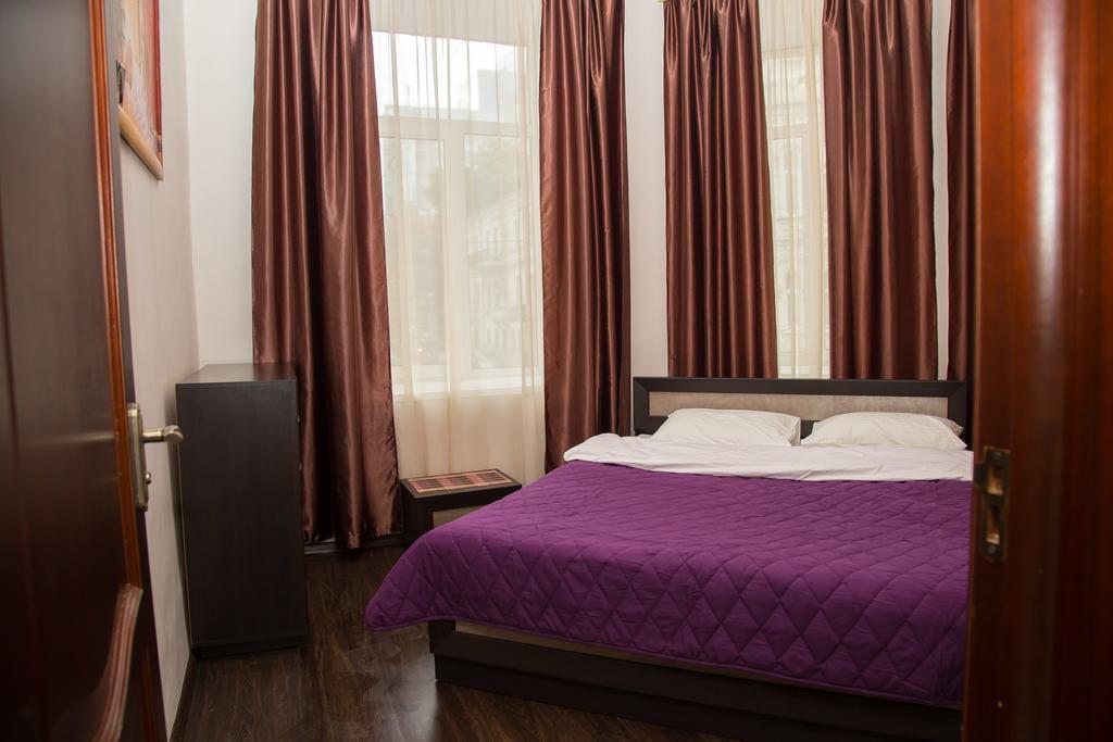 Apartment Mala Zhytomyrska 16 Kiev Luaran gambar